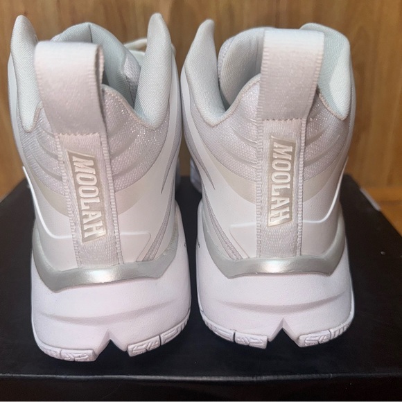 NEW women's Moolah Triple double, white hot basketball shoes, size 10 - Picture 5 of 9